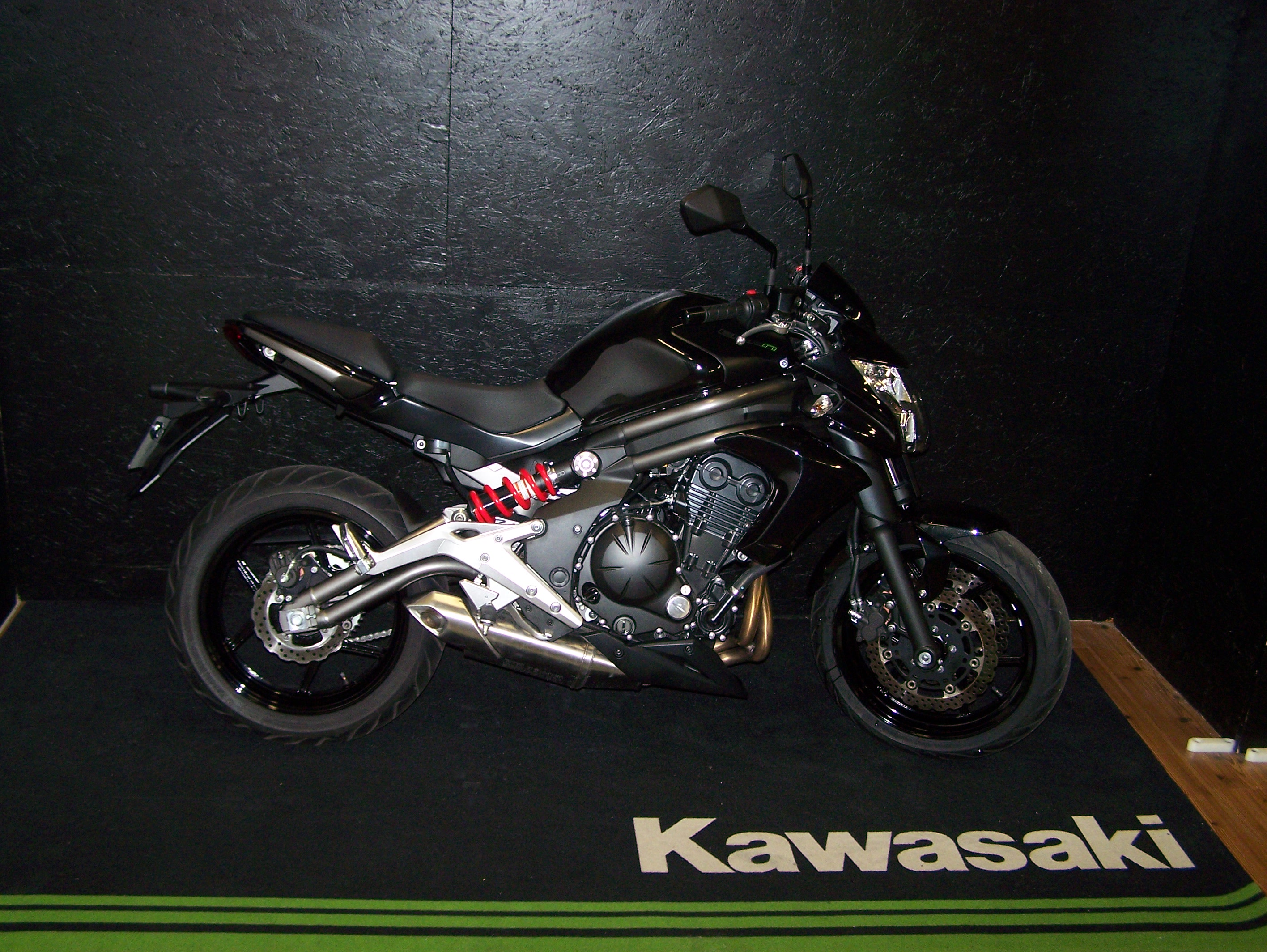 Kawasaki Er6n 35 Kw Permis A2 Roadster Occasion Moto Pulsion